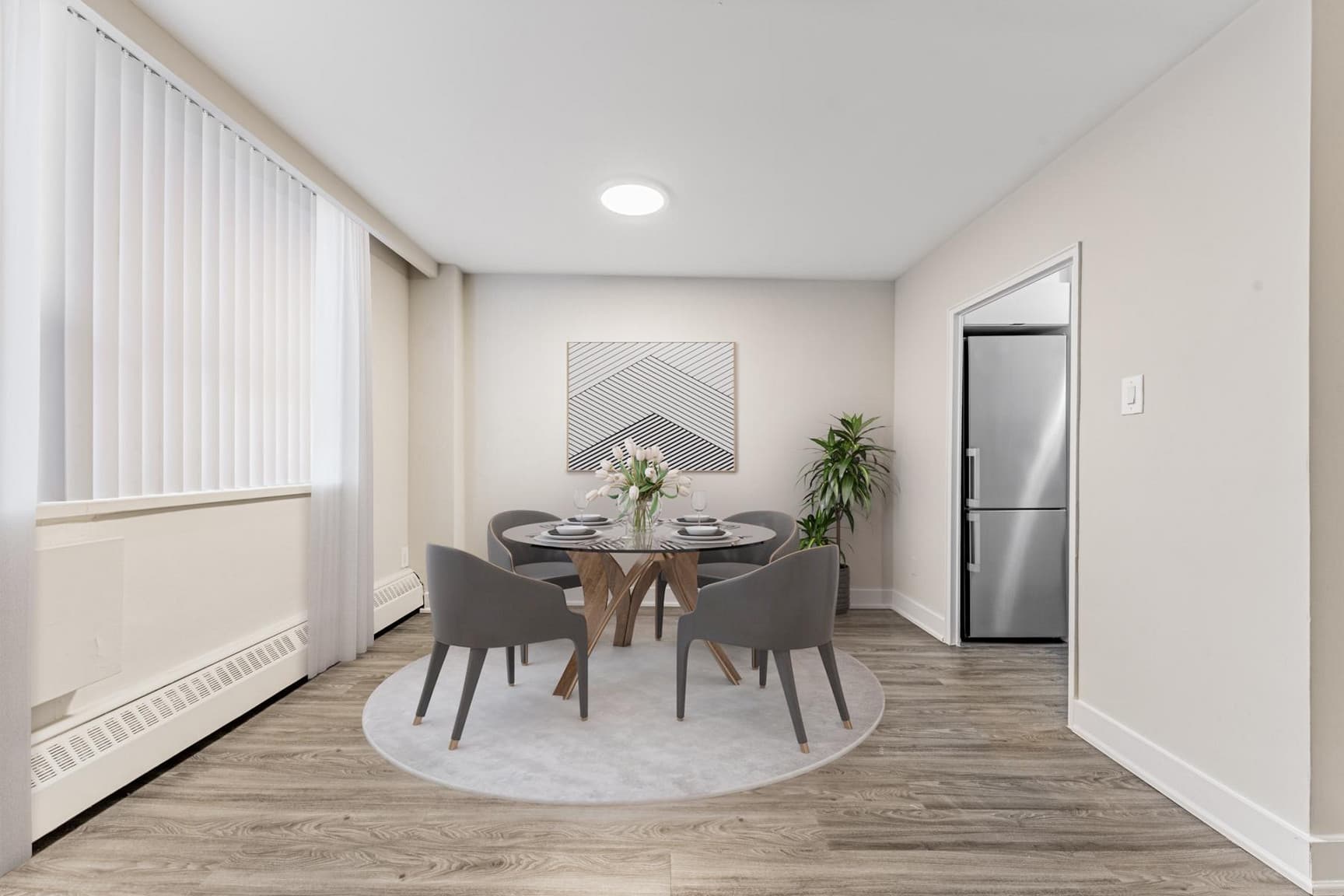 650 Eglinton Avenue West - Photo 3