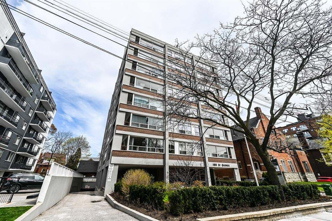 169 St. George Street - Photo 2