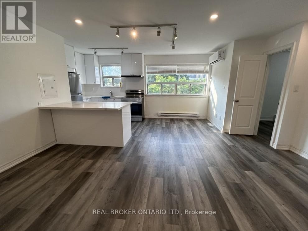 1 - 2209 GERRARD STREET E|Toronto (East End-Danforth), Ontario M4E2V9 - Photo 1