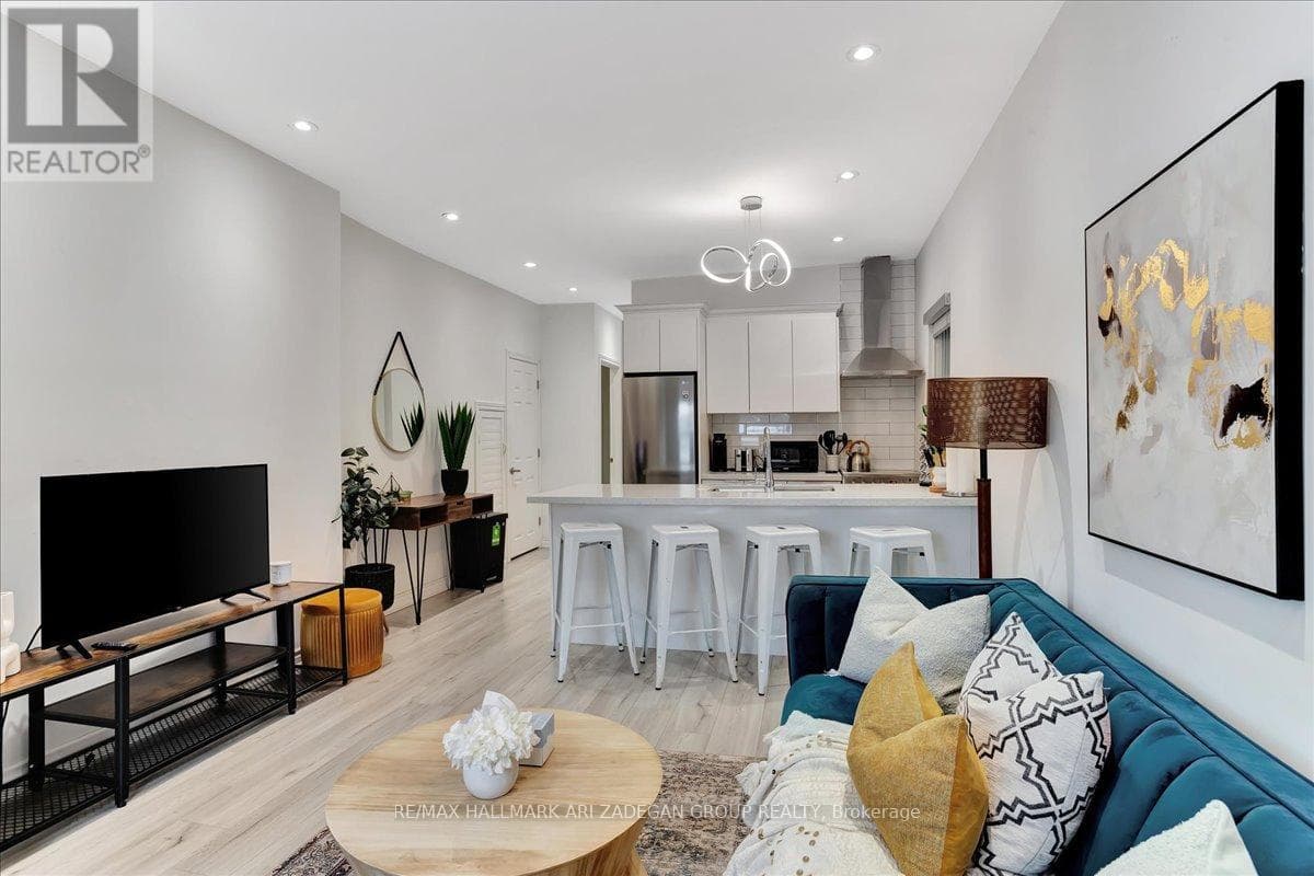 MAIN FL - 138 BOOTH AVENUE|Toronto (South Riverdale), Ontario M4M2M4 - Photo 1