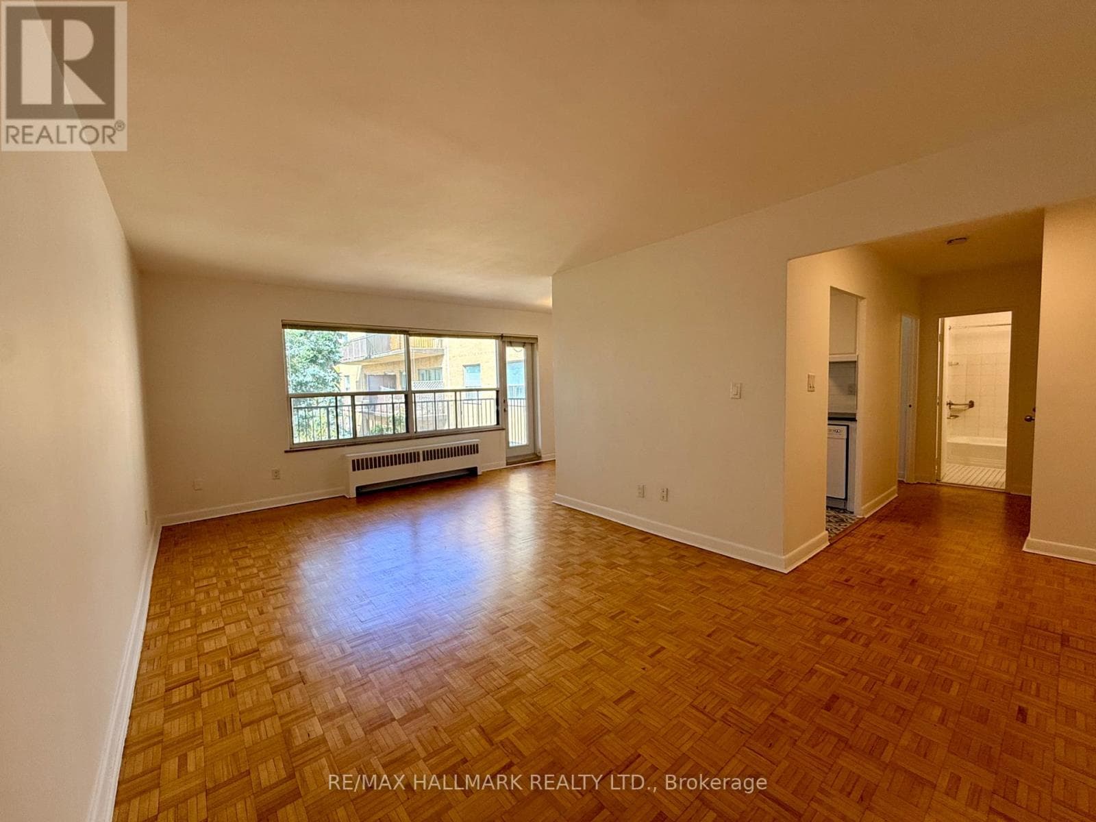30 Upper Canada Drive - Photo 2