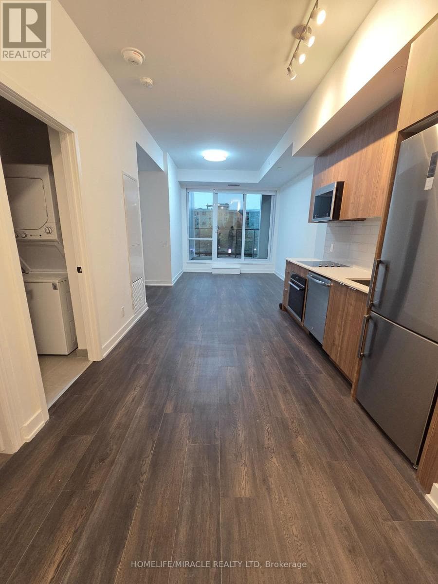 743 Warden Avenue - Photo 2
