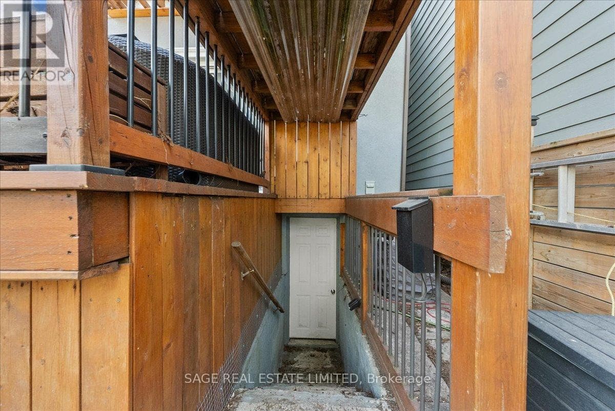 207 Cedarvale Avenue - Photo 2