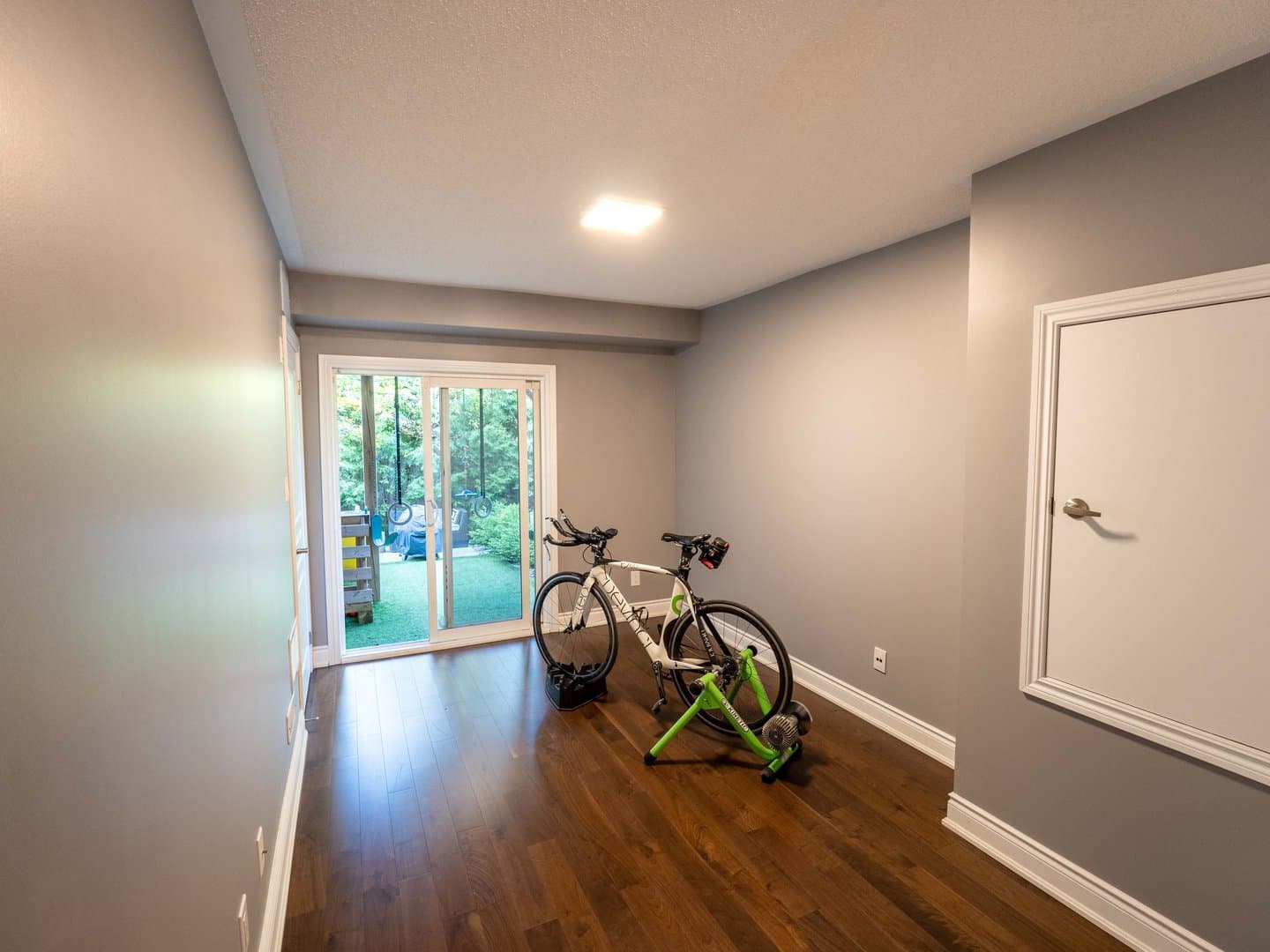2083 Grange Drive - Photo 4