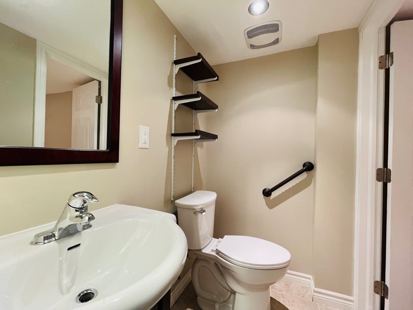 445 Donlands Avenue - Photo 4