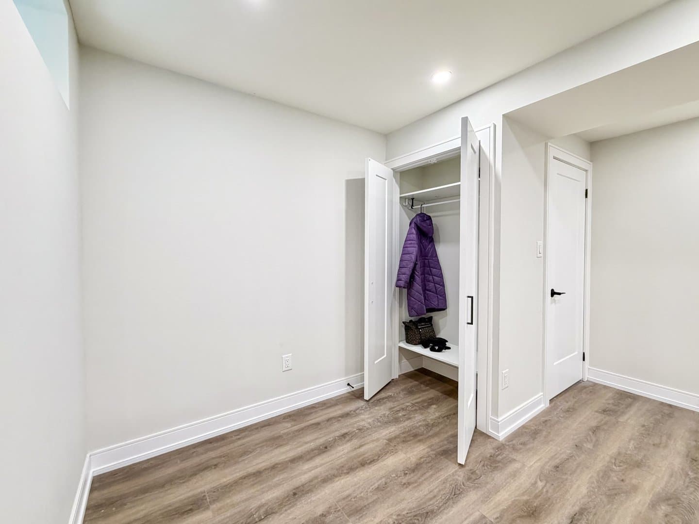 63 Wallington Avenue - Photo 4