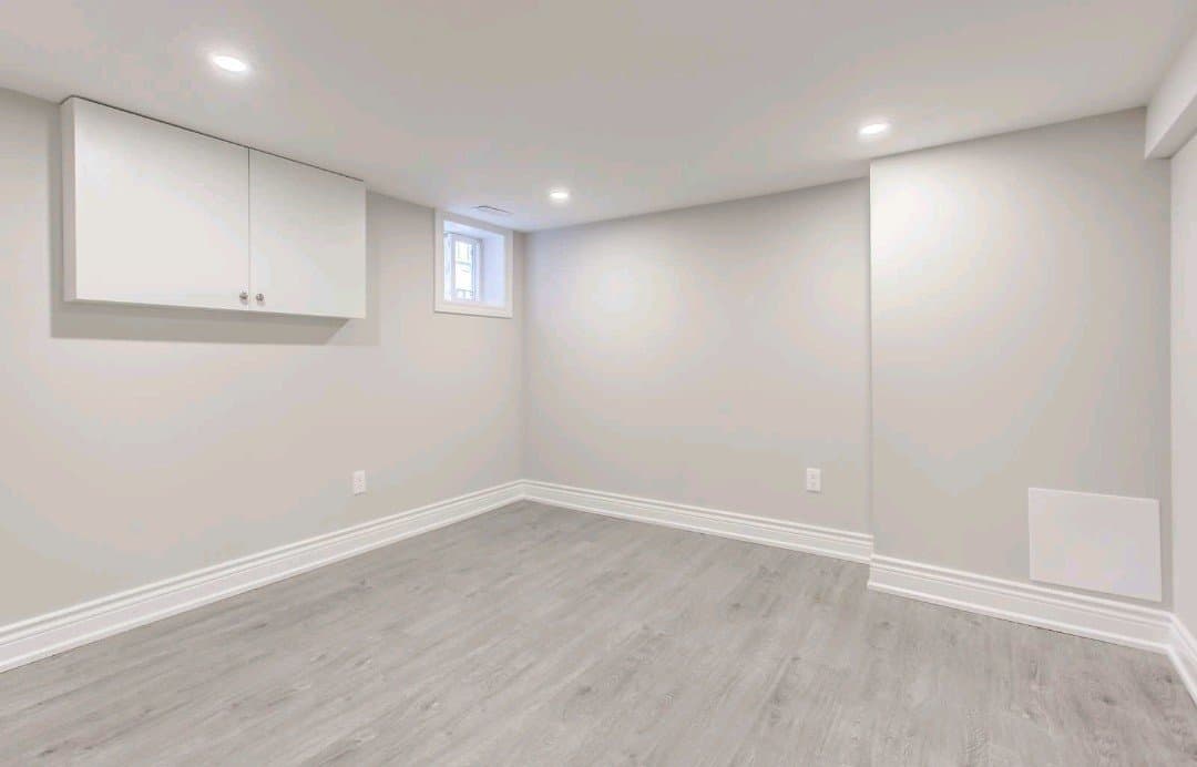 198 Queensdale Avenue - Photo 3