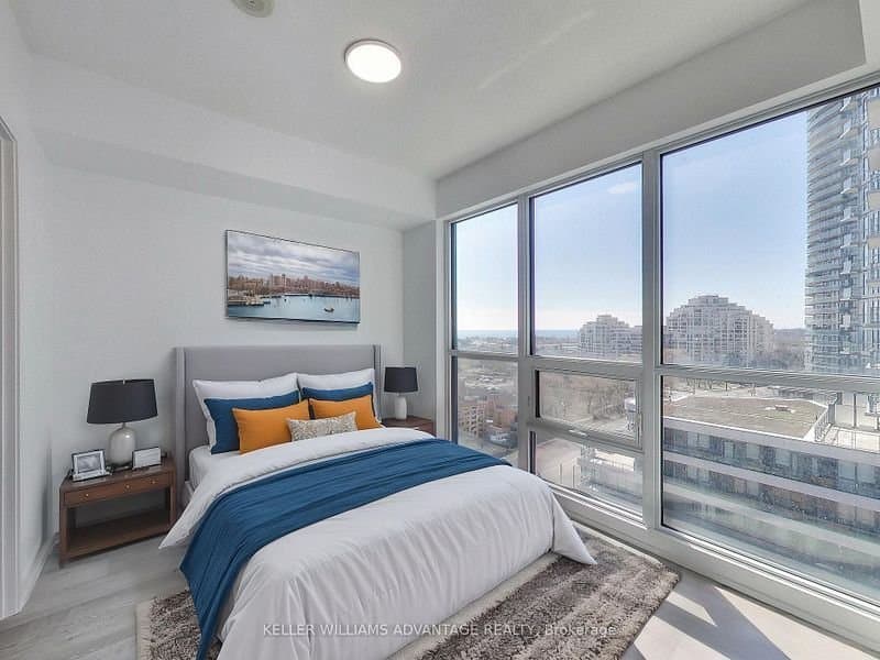 2200 Lake Shore Boulevard West - Photo 3