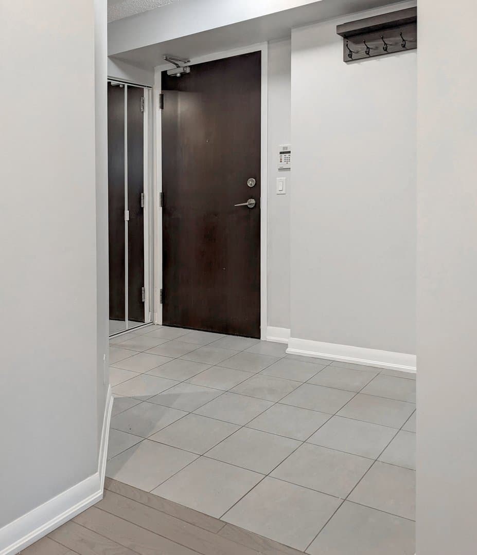215 Sherway Gardens Road - Photo 4