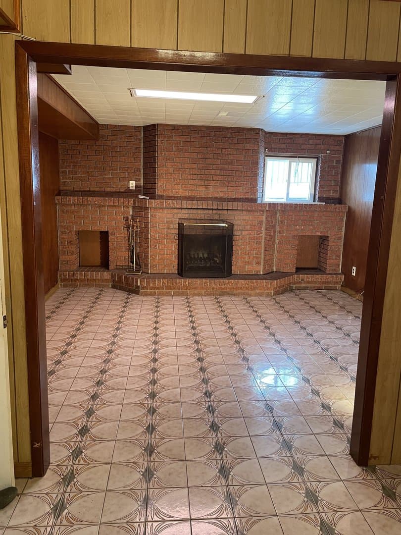 32 Bridgenorth Crescent - Photo 1