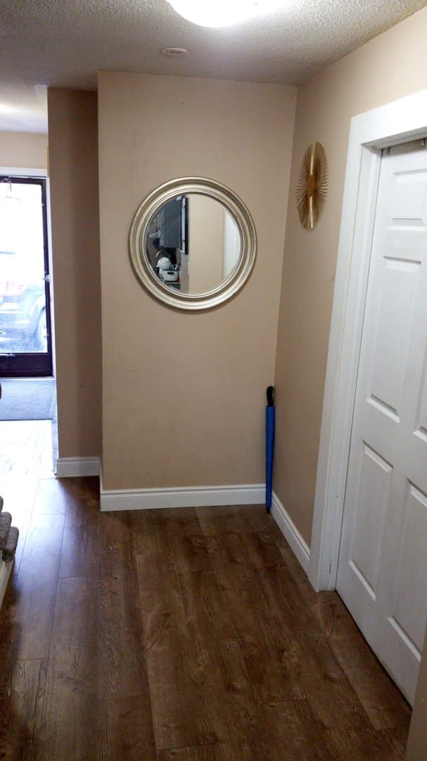 25 Woodsview Avenue