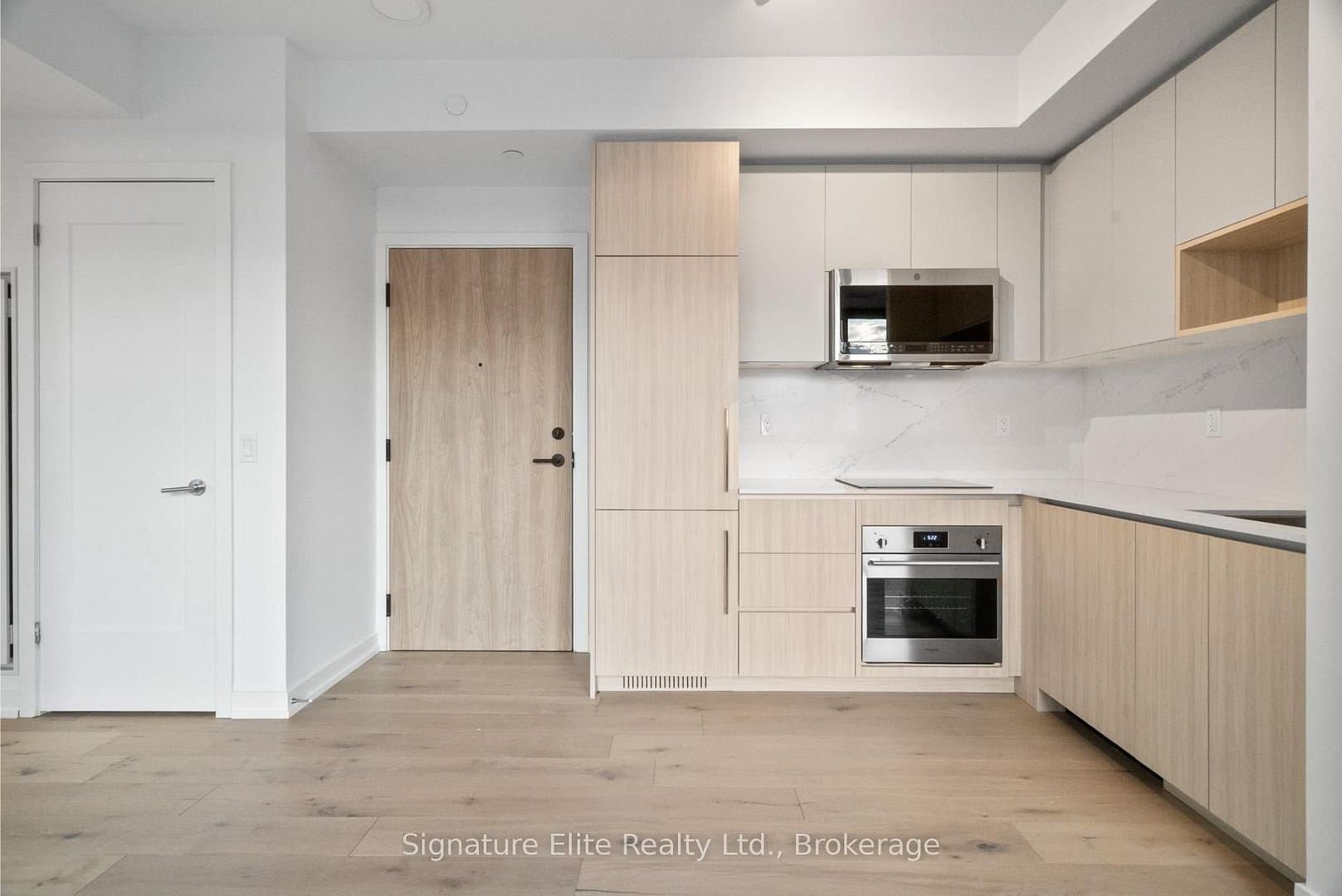 801 The Queensway - Photo 1