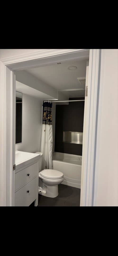 Jardine Place - Photo 4