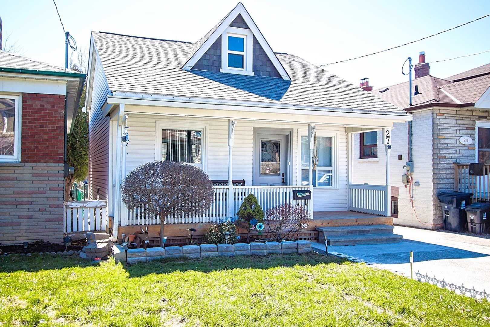 2 Simpson Avenue