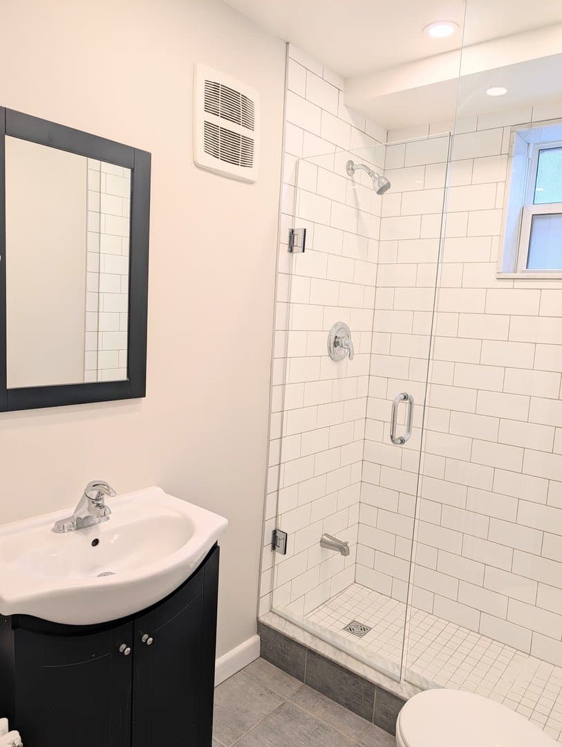 22 Peter Street South - Photo 3