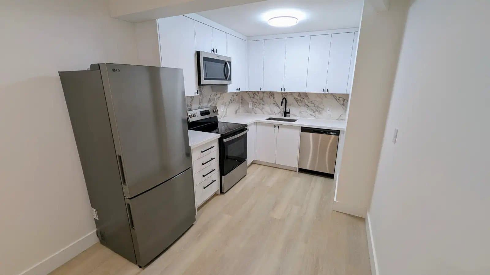 21 Hearthstone Crescent - Photo 2