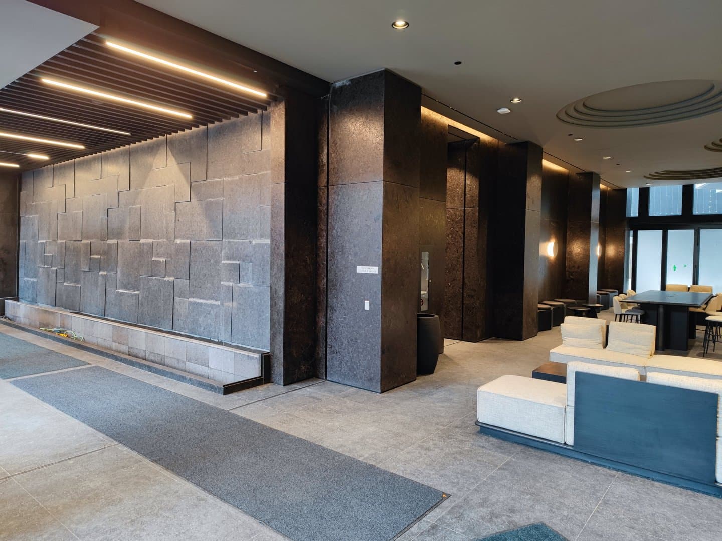 110 Broadway Avenue - Photo 4