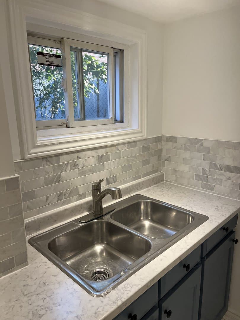 231 Pineway Boulevard - Photo 4