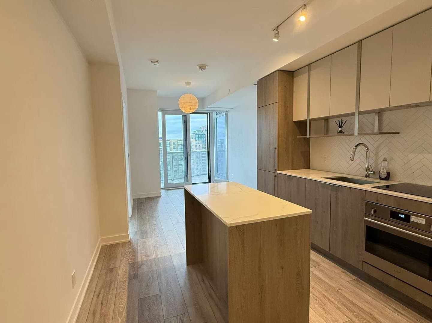 15 Holmes Avenue - Photo 2