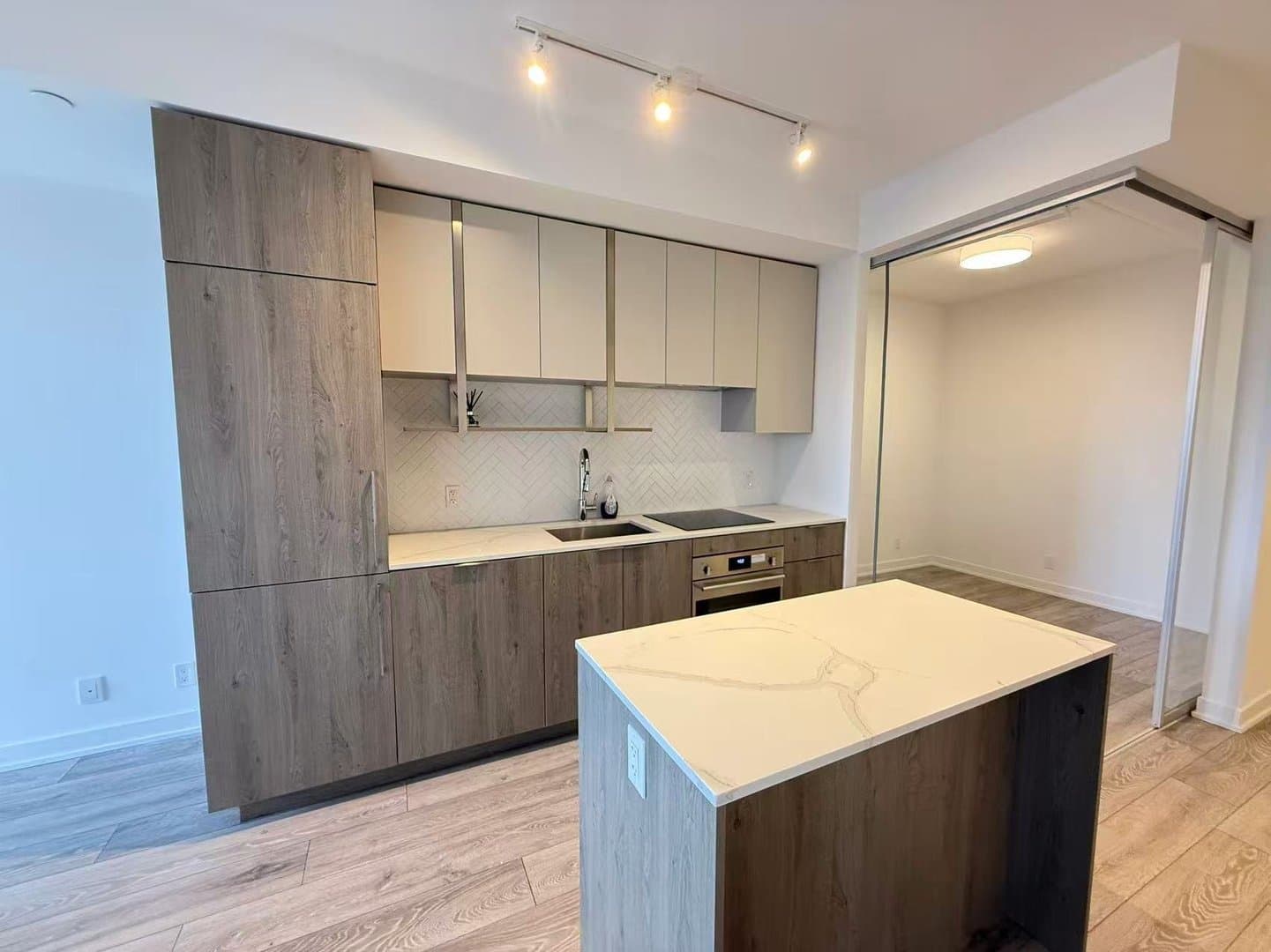 15 Holmes Avenue - Photo 4