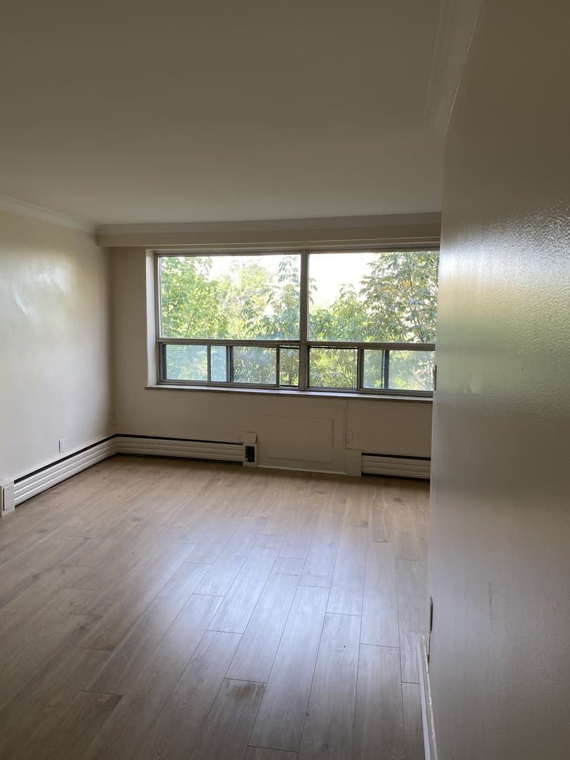 2929 Bathurst Street - Photo 3
