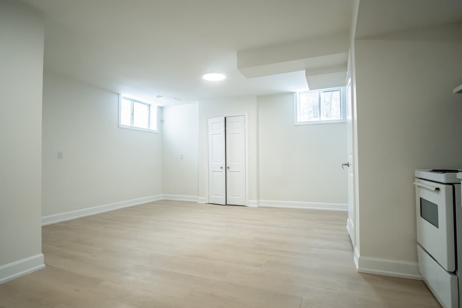 118 Fairholme Avenue - Photo 2