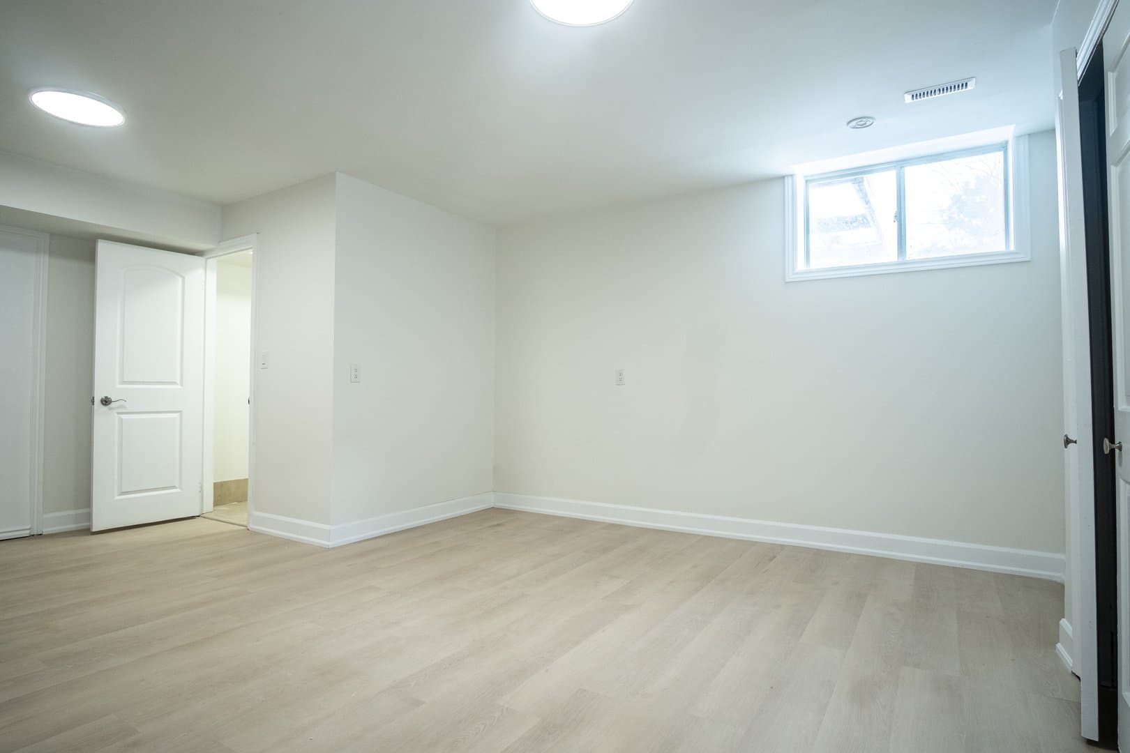 118 Fairholme Avenue - Photo 3