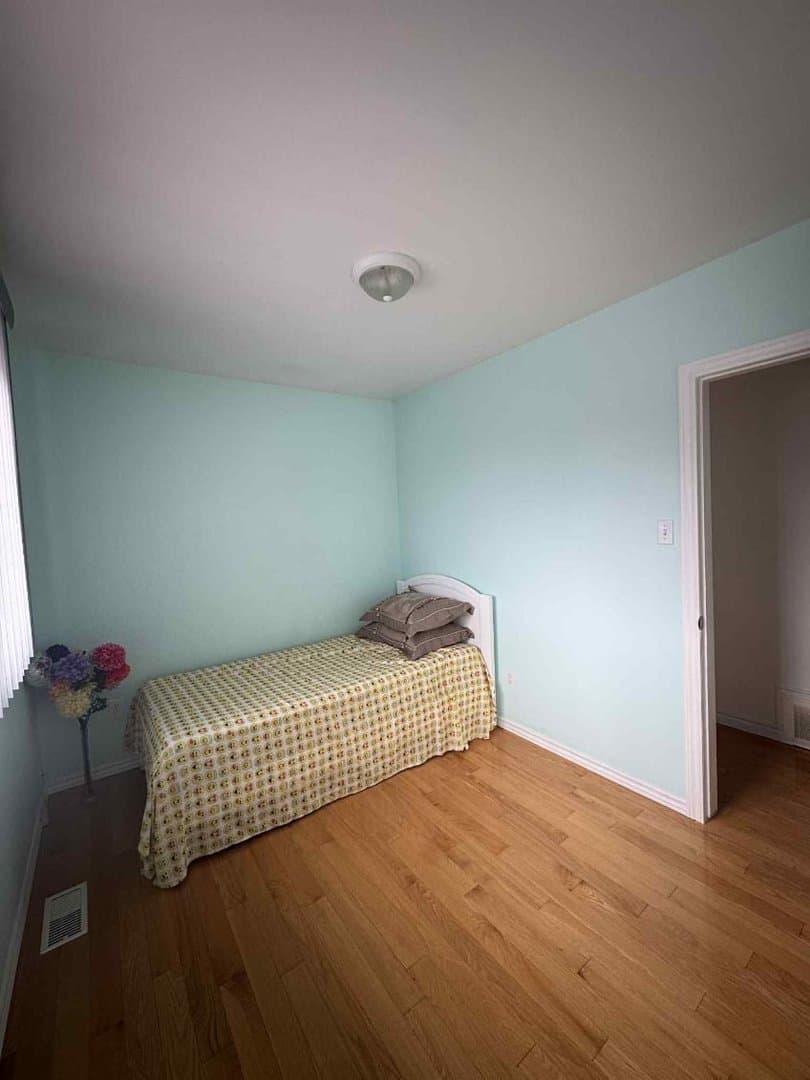 Stanwood Crescent - Photo 1