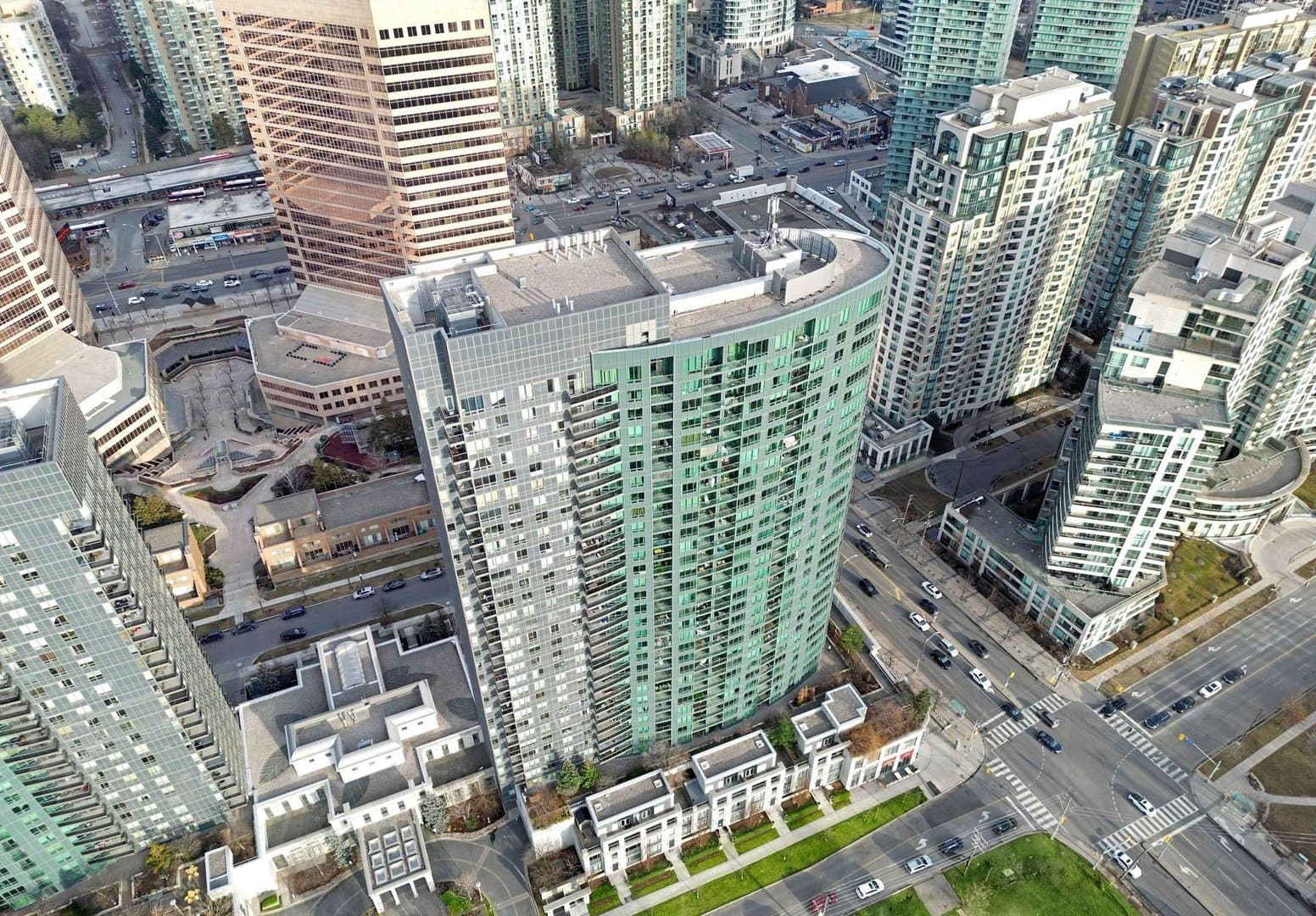 15 Greenview Avenue - Photo 1