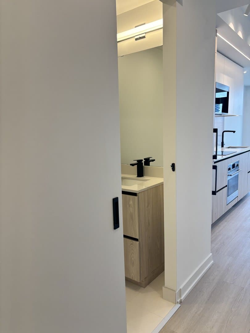 699 Sheppard Avenue East - Photo 3
