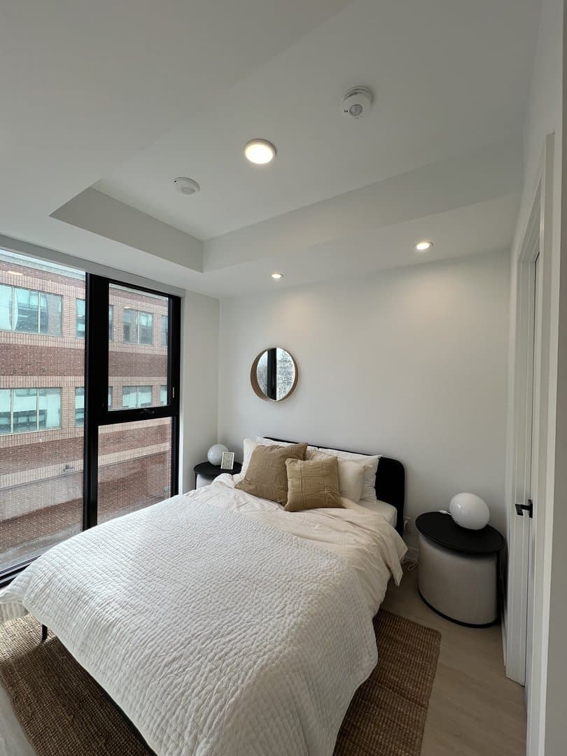 699 Sheppard Avenue East - Photo 4