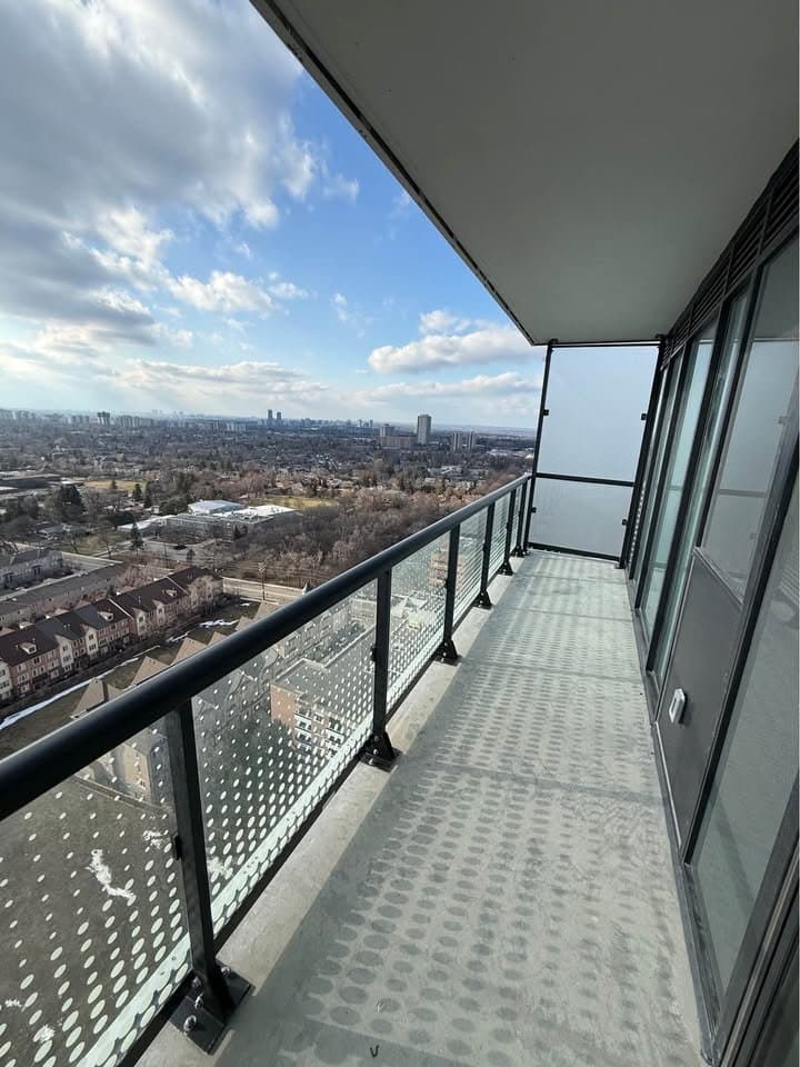 5858 Yonge Street - Photo 1