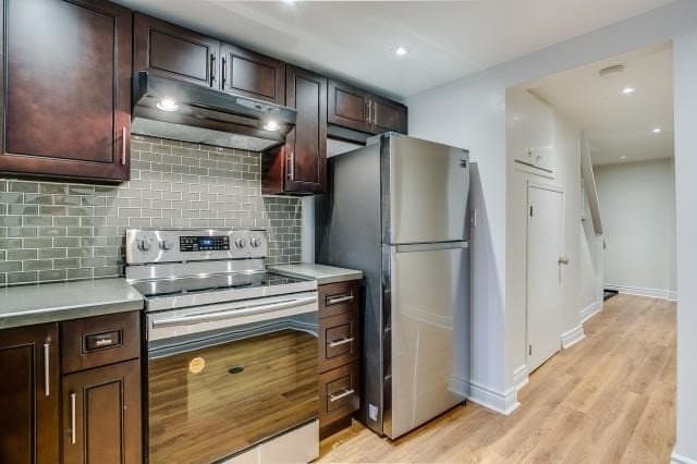 137 Lomar Drive - Photo 2