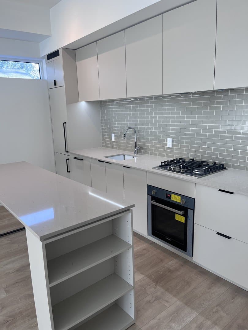 722 Marlee Avenue - Photo 3