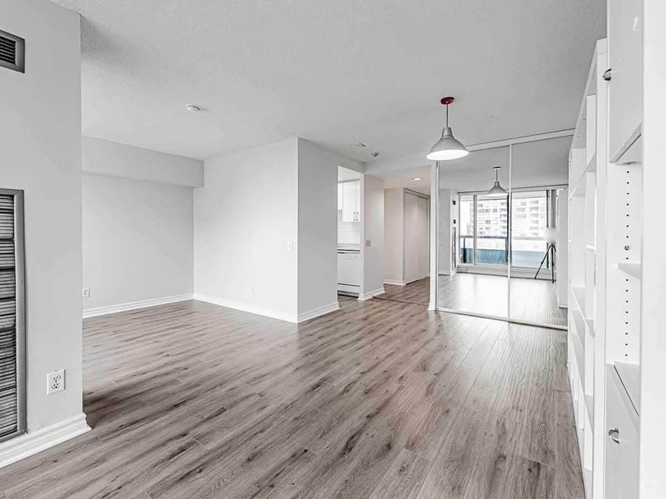 7 Bishop Avenue - Photo 2