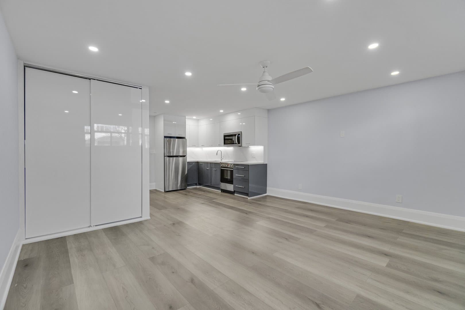 6 Saranac Boulevard - Photo 4