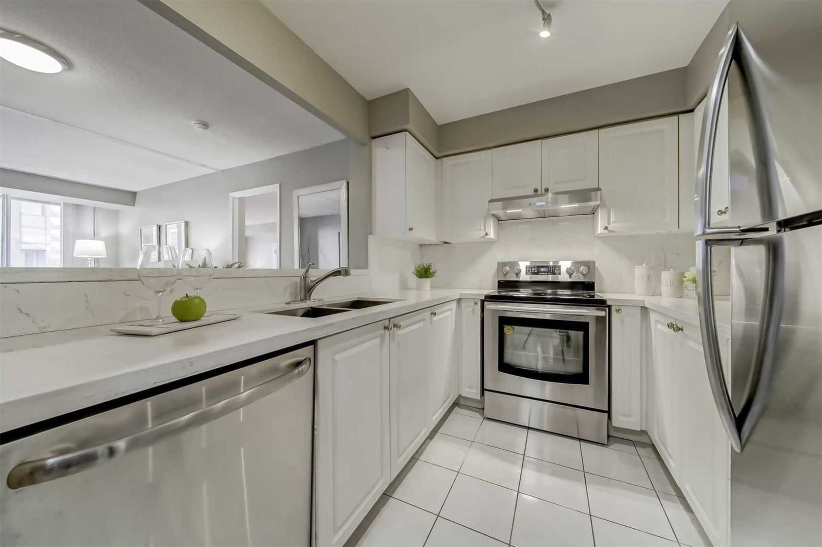 39 Pemberton Avenue - Photo 4