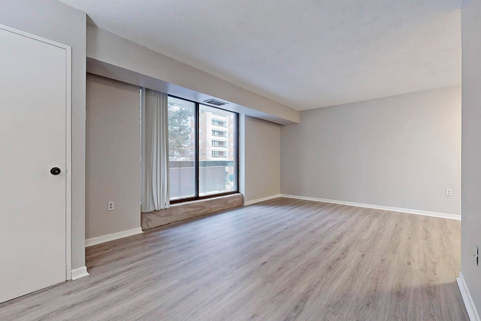 1200 Bridletowne Circle - Photo 2