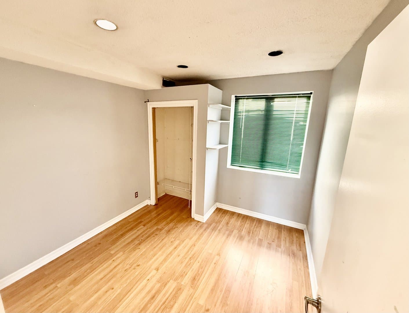 1408 Kingston Road - Photo 3