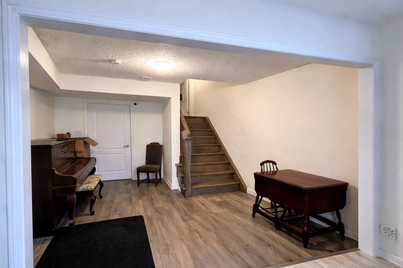 73 Cleanside Road - Photo 2