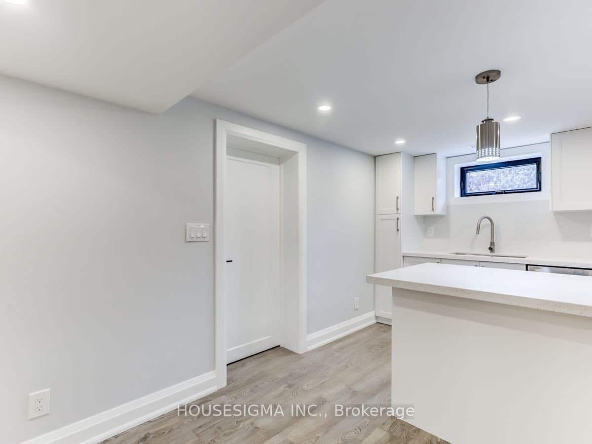 16 Boem Avenue - Photo 4