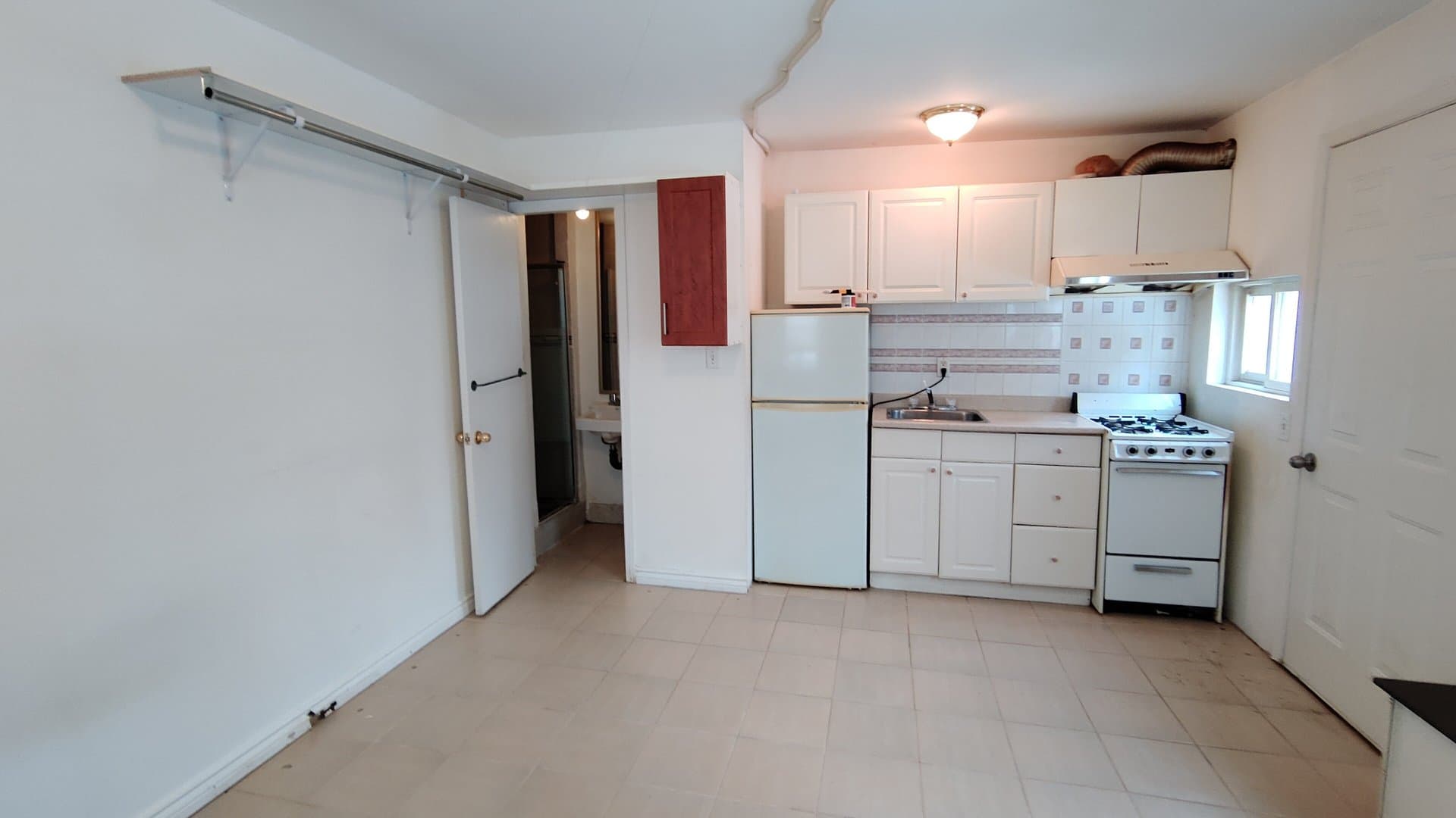 160 Sonmore Drive - Photo 1
