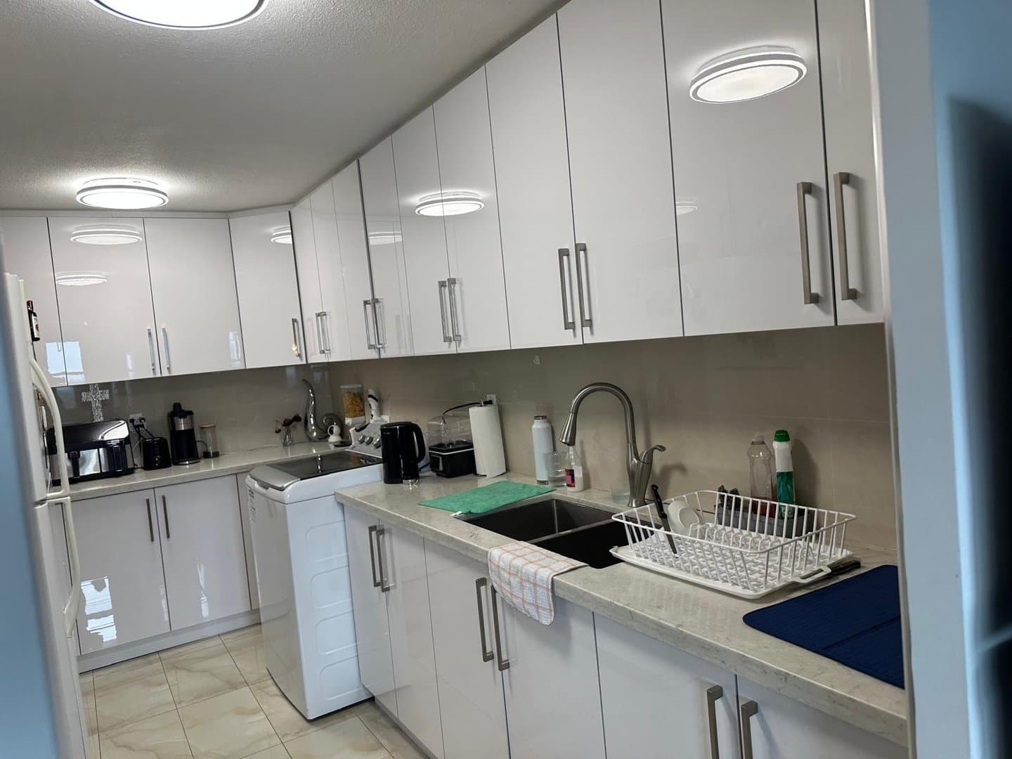 270 Palmdale Drive - Photo 4