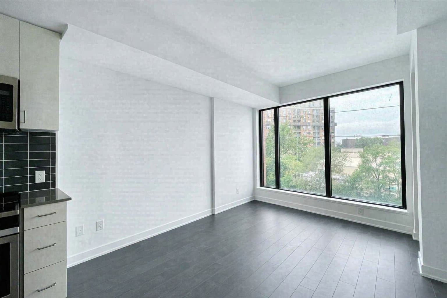 2799 Kingston Road - Photo 3