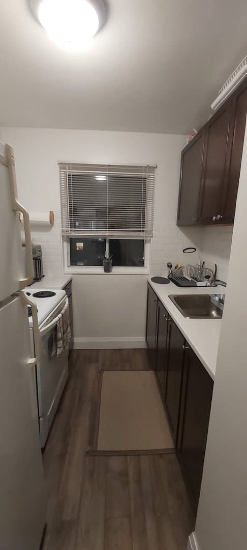 1047 Victoria Park Avenue - Photo 3