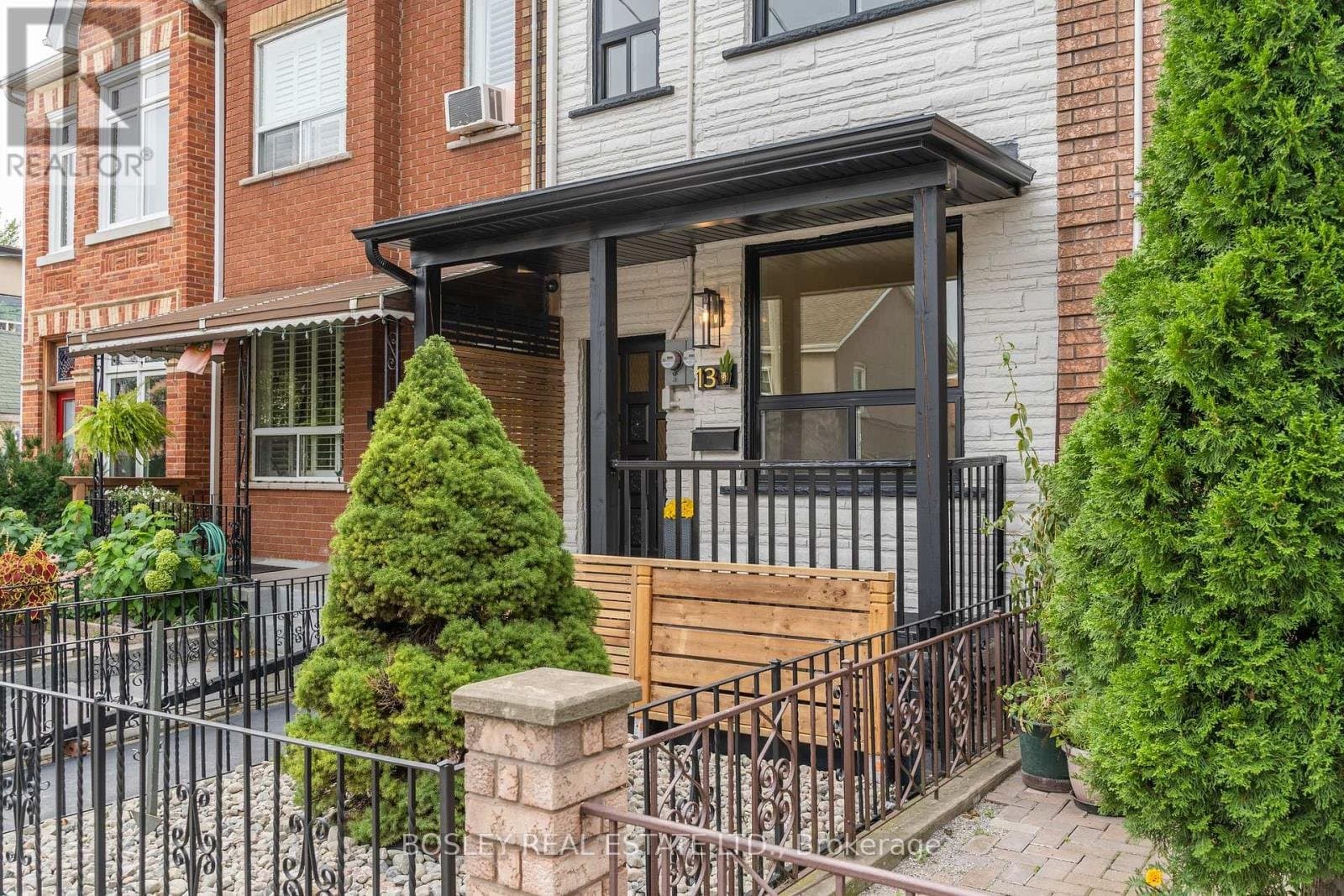 13 Mansfield Avenue - Photo 1