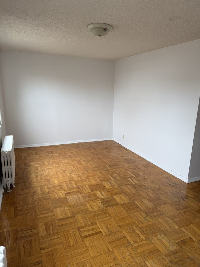 818 Broadview Avenue - Photo 4