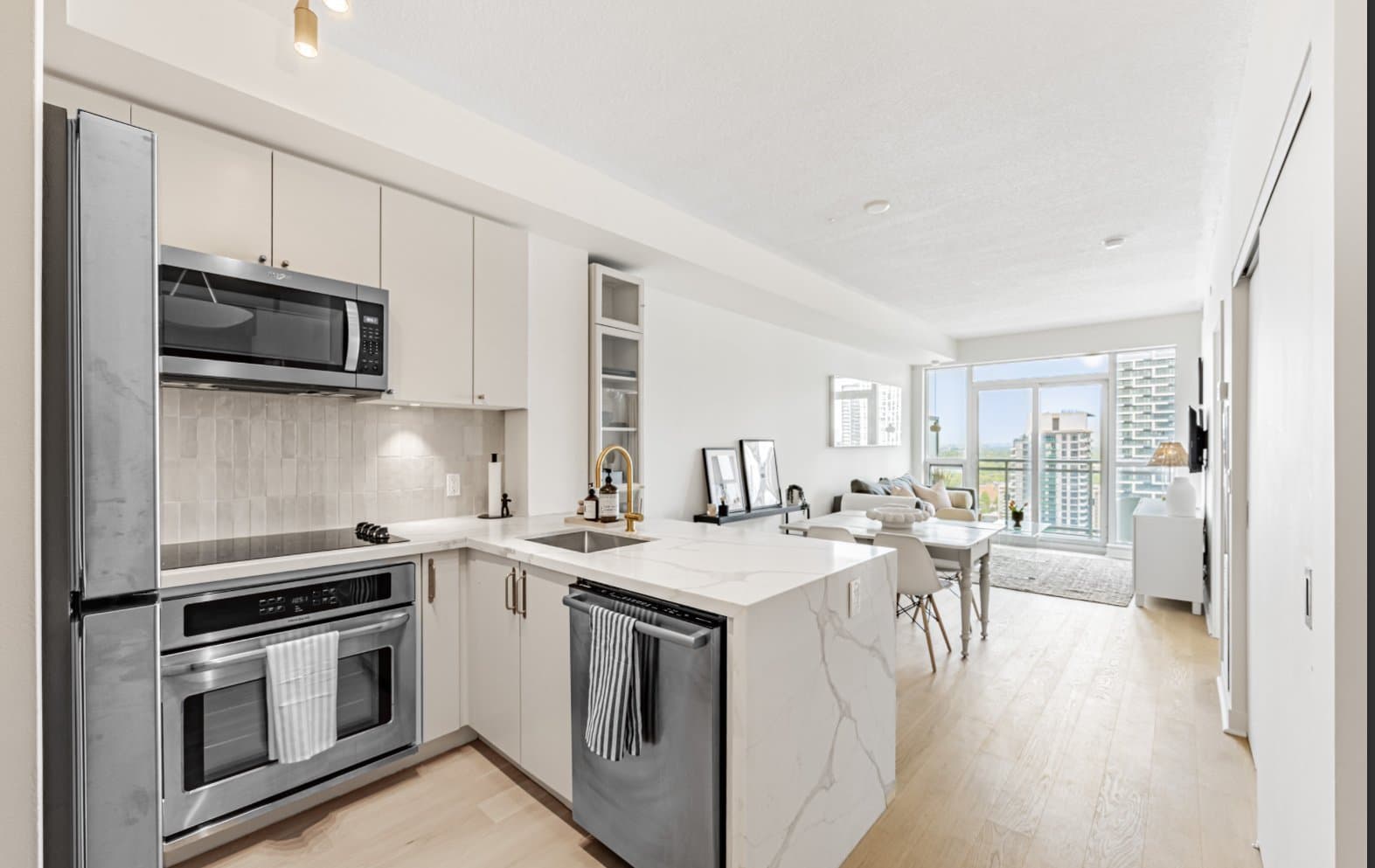 98 Lillian Street - Photo 3