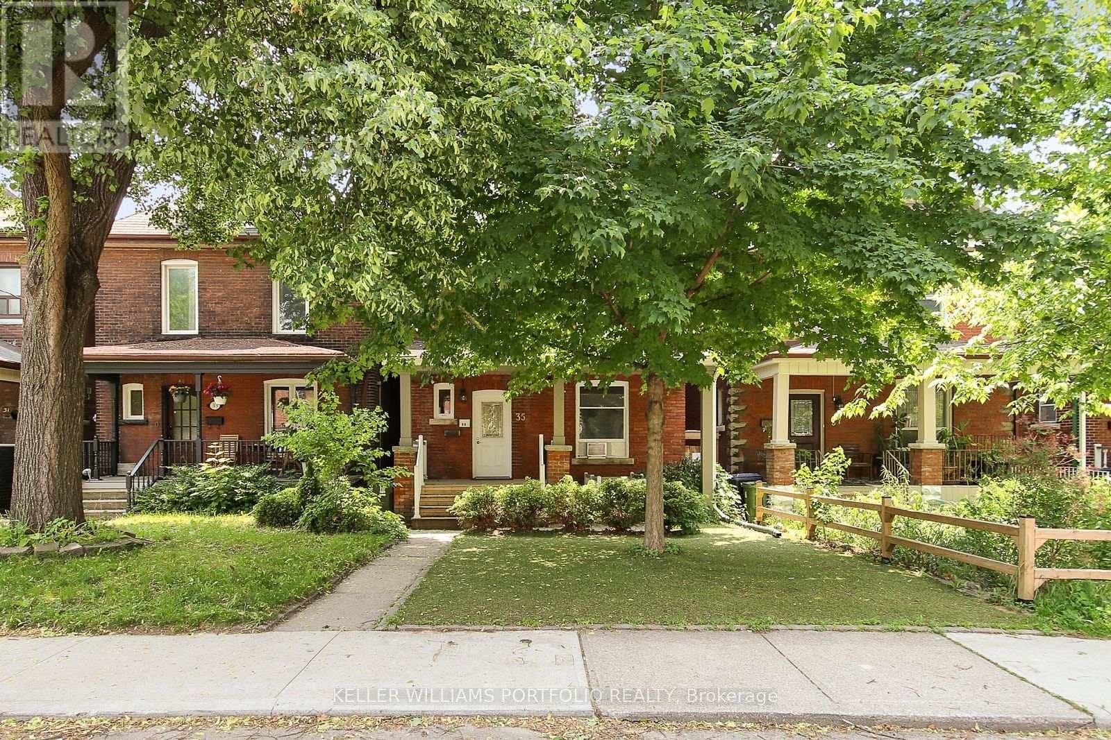 35 Humberside Avenue - Photo 4