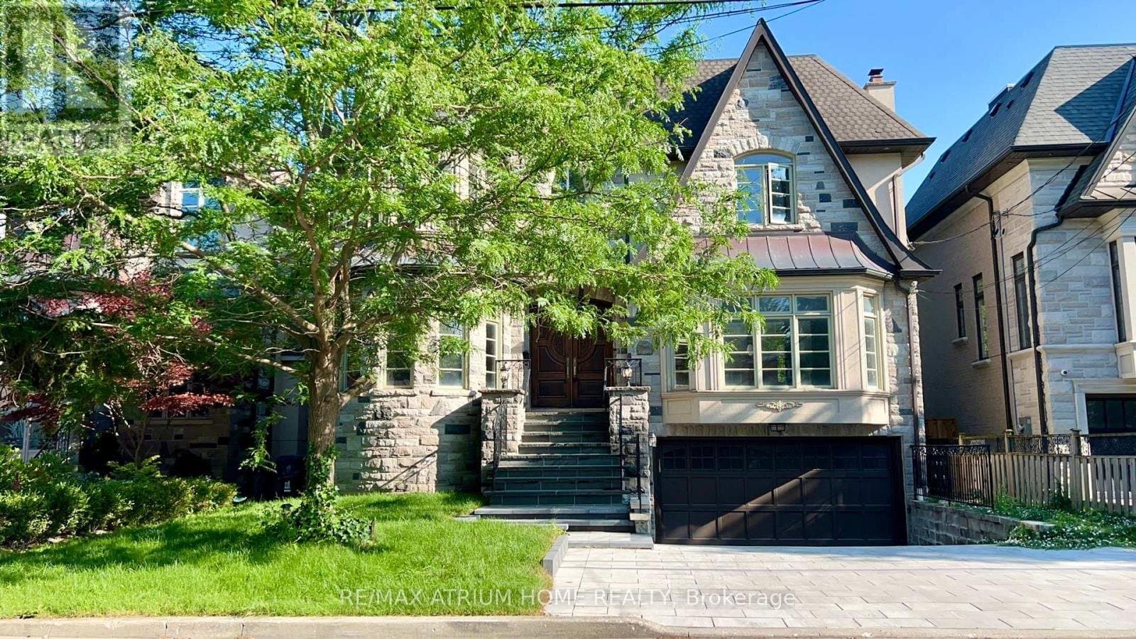 185 Parkview Avenue - Photo 1